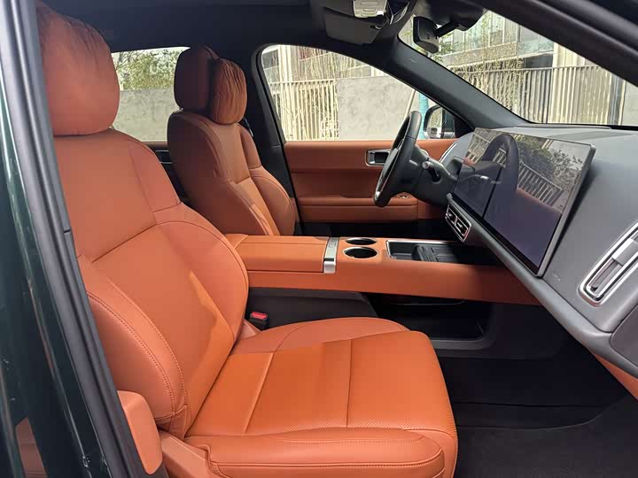 Фото 19 - LiXiang L6