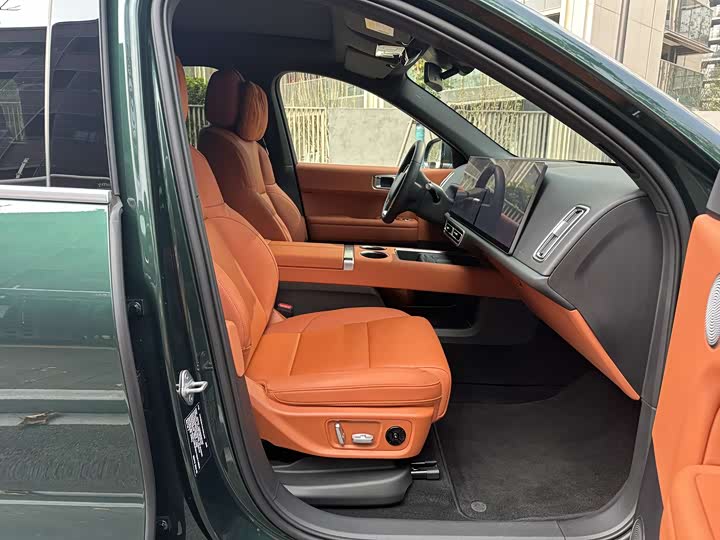 Фото 20 - LiXiang L6