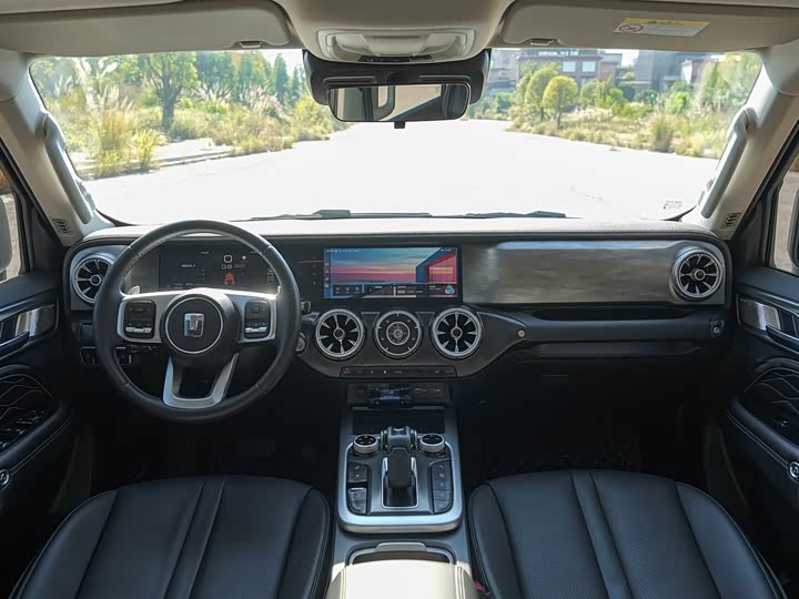 Фото 24 - Tank 300