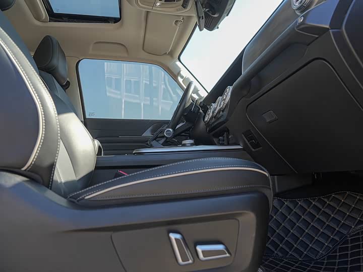 Фото 27 - Tank 300