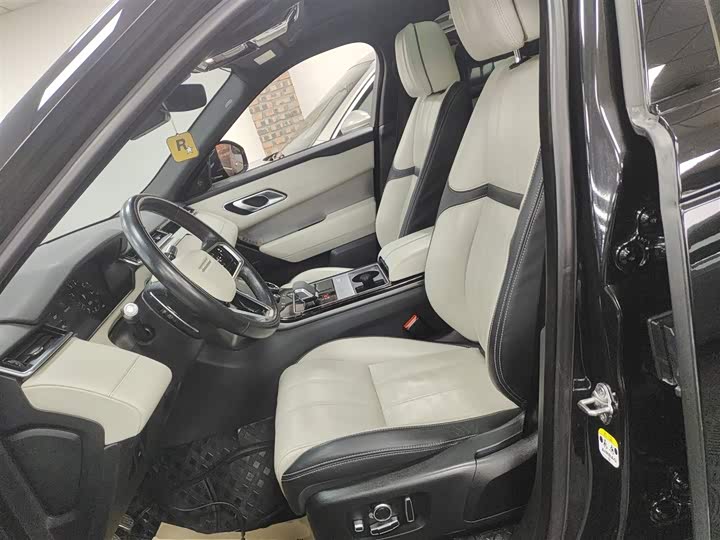 Фото 15 - Land Rover Range Rover Velar