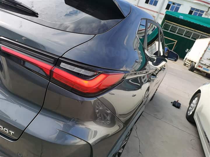 Фото 8 - Changan Oshan X5