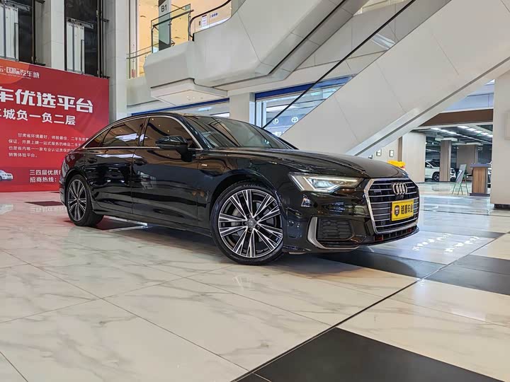 Фото 1 - Audi A6L