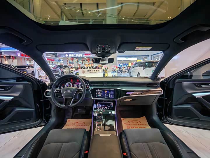 Фото 5 - Audi A6L