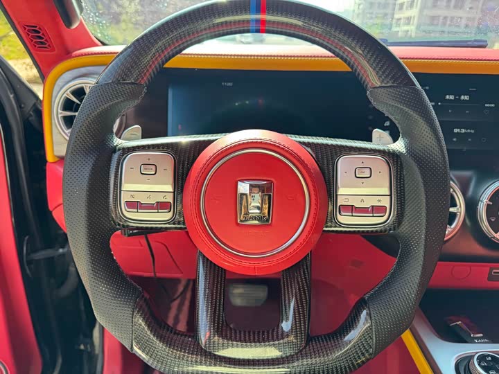 Фото 11 - Tank 300