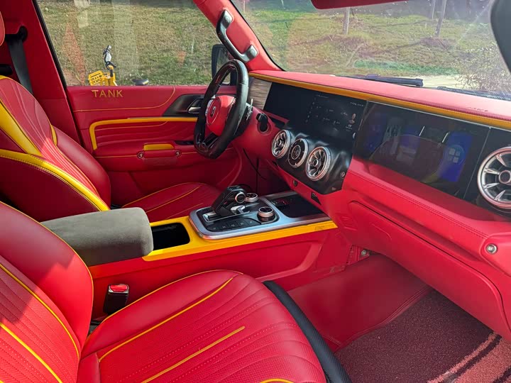 Фото 16 - Tank 300