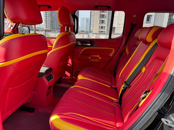 Фото 9 - Tank 300