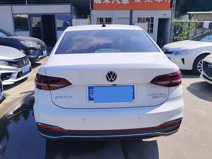 Фото 6 - Volkswagen Lavida