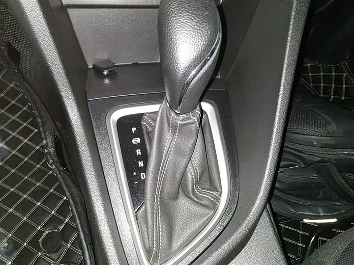 Фото 14 - Buick Excelle GT