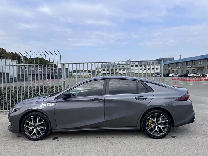 Фото 11 - GAC Trumpchi Empow R