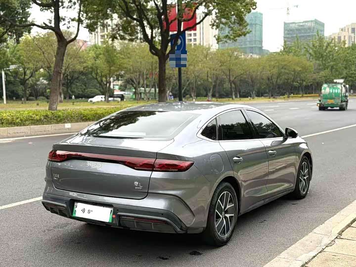 Фото 7 - BYD Qin L