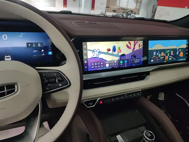 Фото 10 - Geely Monjaro