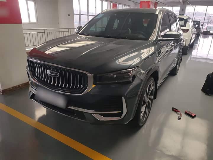 Фото 2 - Geely Monjaro