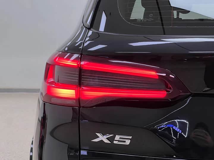 Фото 11 - BMW X5