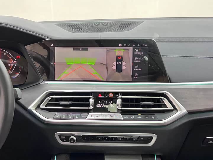 Фото 24 - BMW X5