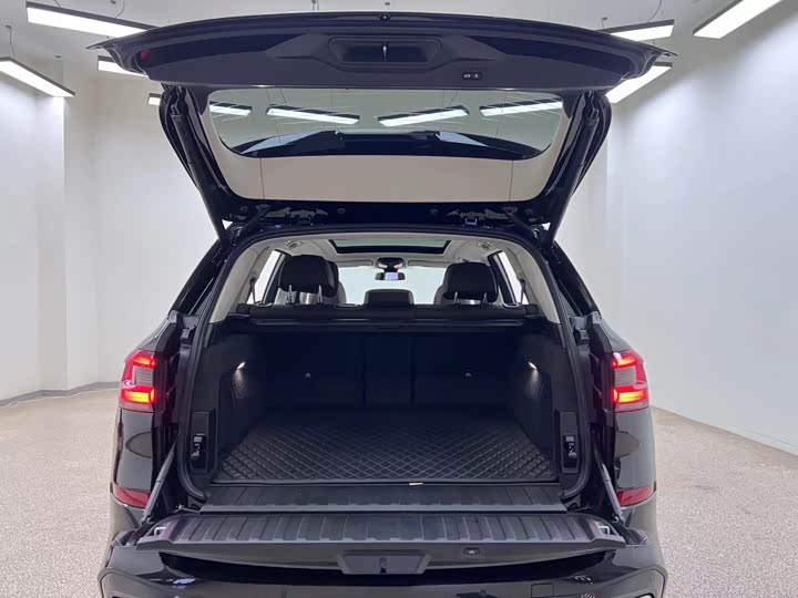 Фото 39 - BMW X5