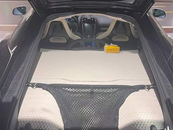 Фото 7 - McLaren GT