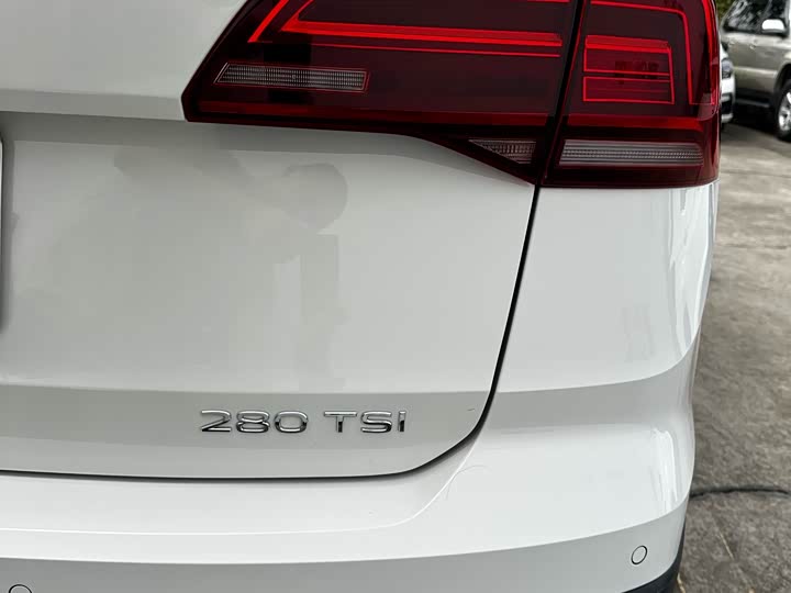 Фото 15 - Volkswagen Tharu