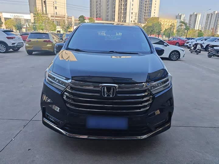 Фото 3 - Honda Odyssey