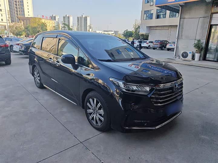 Фото 4 - Honda Odyssey