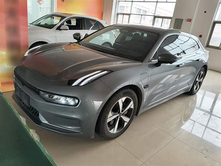 Фото 2 - Zeekr 001