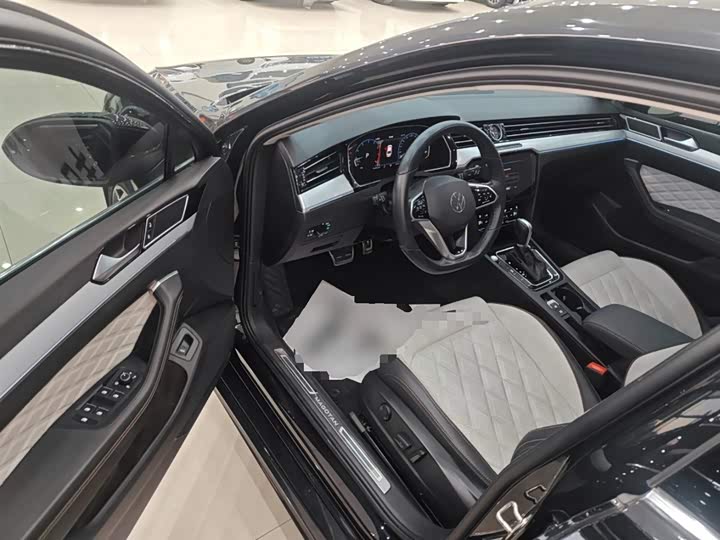 Фото 16 - Volkswagen Magotan