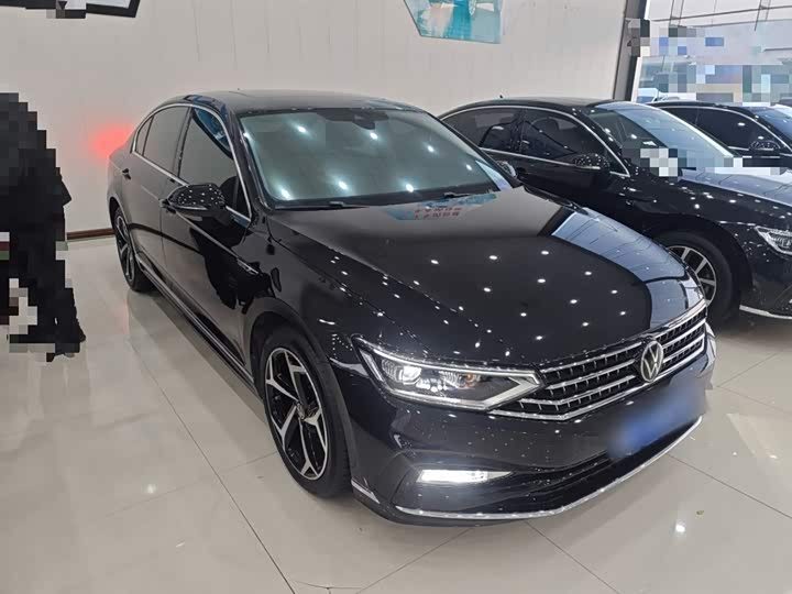 Фото 4 - Volkswagen Magotan