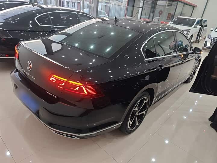 Фото 7 - Volkswagen Magotan