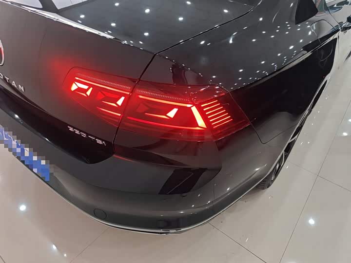 Фото 8 - Volkswagen Magotan