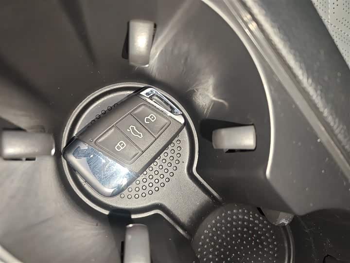 Фото 9 - Volkswagen Magotan