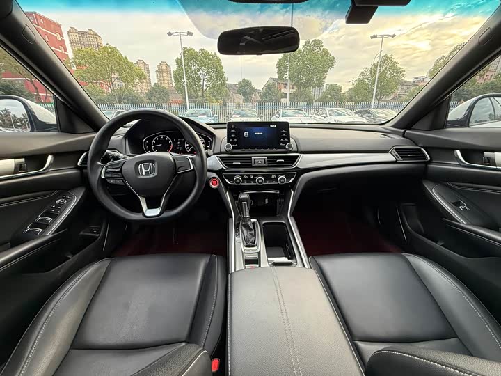 Фото 15 - Honda Inspire