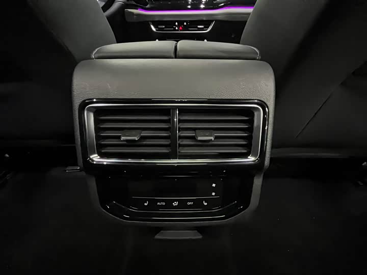 Фото 17 - Volkswagen Teramont Pro