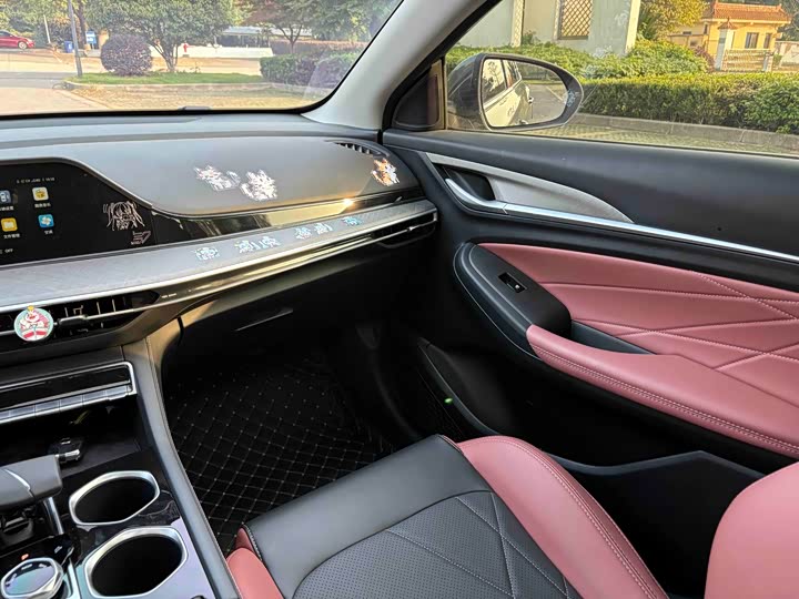 Фото 15 - Changan Eado Plus