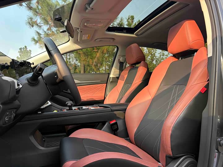 Фото 7 - Changan Eado Plus