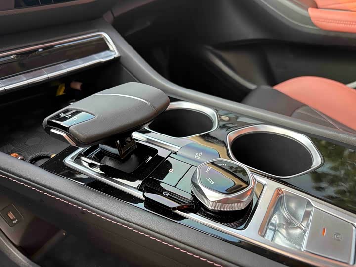 Фото 8 - Changan Eado Plus