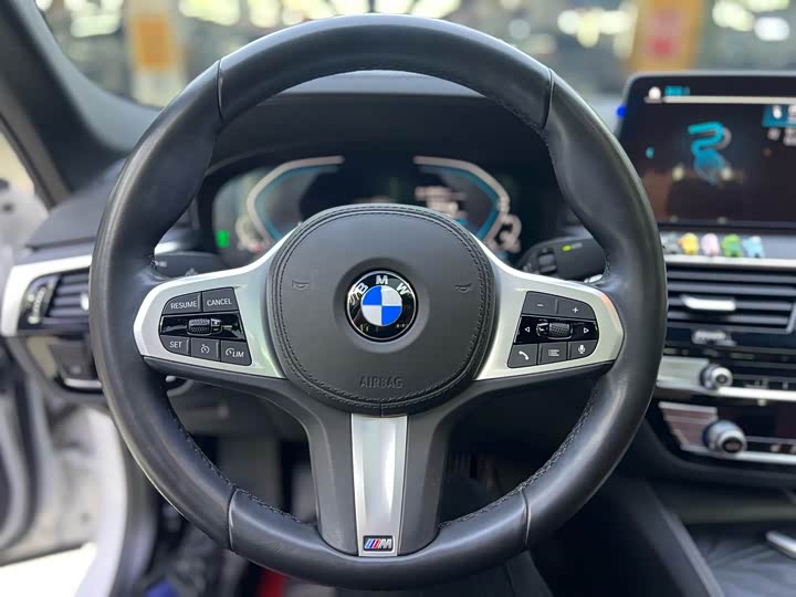 Фото 9 - BMW 5 Series Hybrid