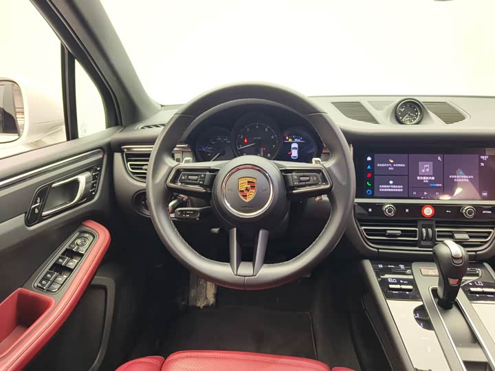 Фото 8 - Porsche Macan