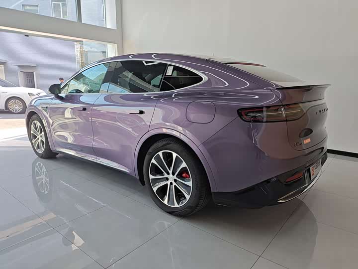 Фото 3 - Luxeed R7