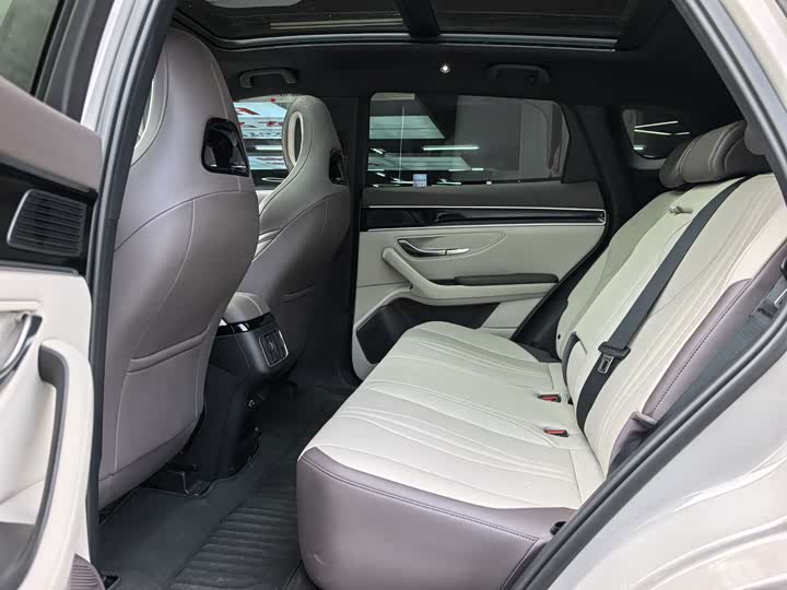 Фото 12 - BYD Song Plus Hybrid/EV