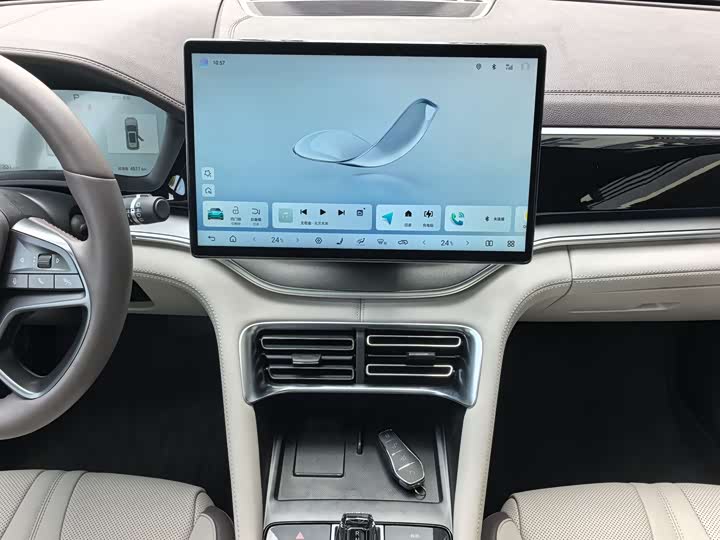 Фото 15 - BYD Song Plus Hybrid/EV