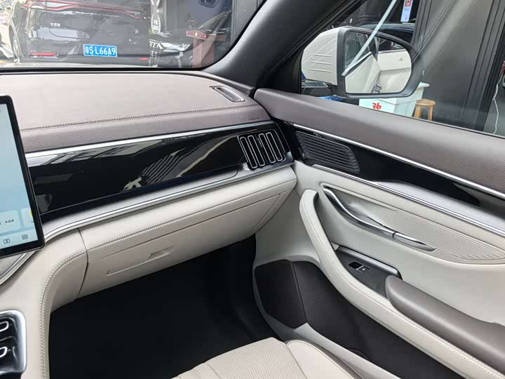 Фото 16 - BYD Song Plus Hybrid/EV