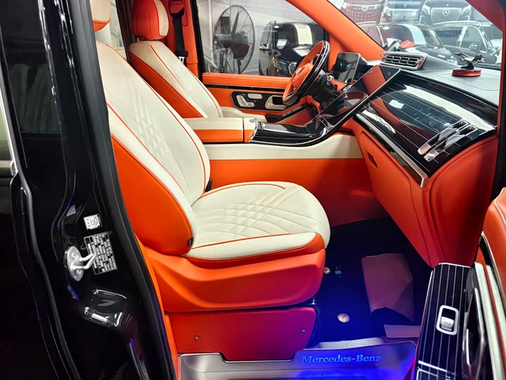 Фото 13 - Mercedes-Benz Vito