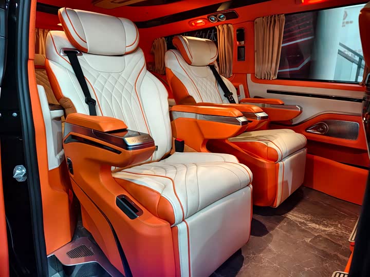 Фото 14 - Mercedes-Benz Vito