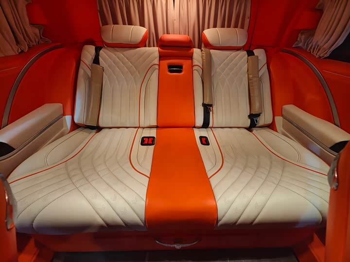 Фото 18 - Mercedes-Benz Vito