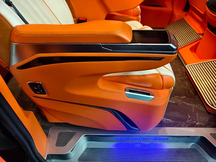 Фото 19 - Mercedes-Benz Vito