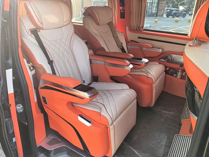 Фото 8 - Mercedes-Benz Vito