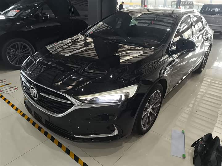 Фото 1 - Buick LaCrosse