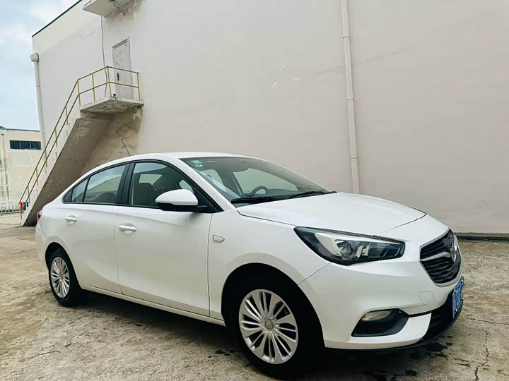 Фото 3 - Buick Excelle