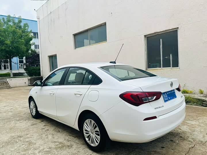 Фото 7 - Buick Excelle