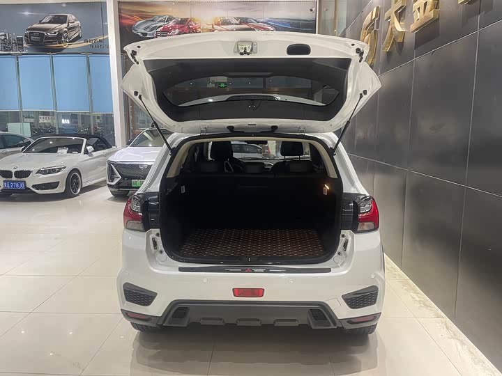 Фото 13 - Mitsubishi ASX